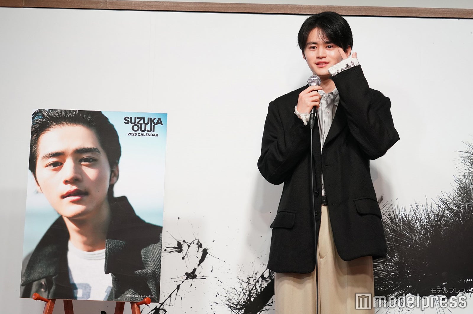 鈴鹿央士（C）モデルプレス