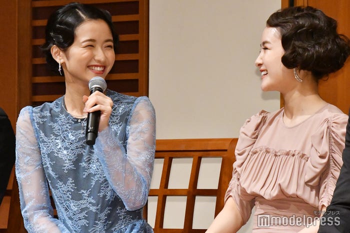 木下晴香、葵わかな(C)モデルプレス