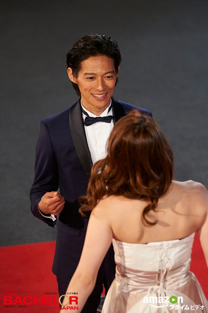 「バチェラー・ジャパン」第1話(C)2016 Warner Bros. International Television Production Limited. Allrights reserved.(C)YD Creation All rights reserved.