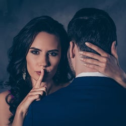「不倫」に溺れた女性の結末3つ 結局どうなっちゃうの?