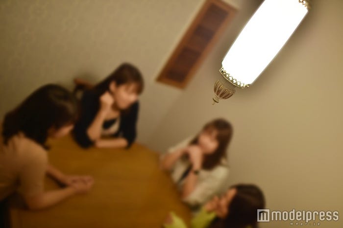 座談会の様子(C)モデルプレス
