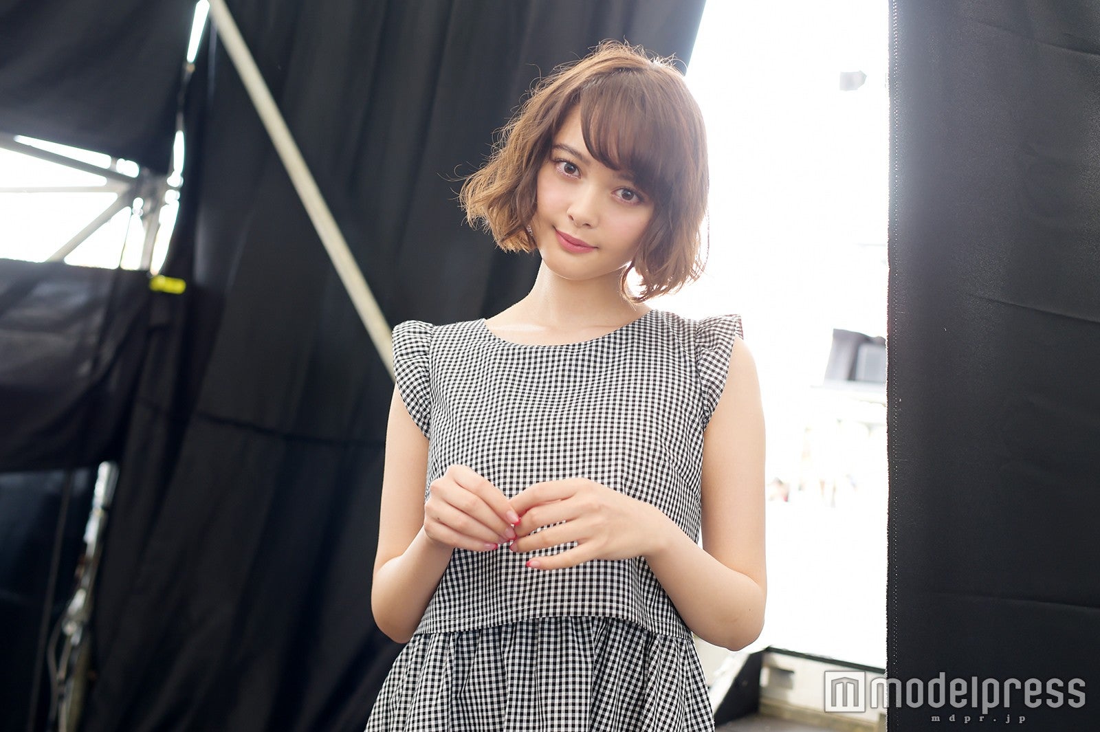 玉城ティナを地元・沖縄で直撃！（C）モデルプレス