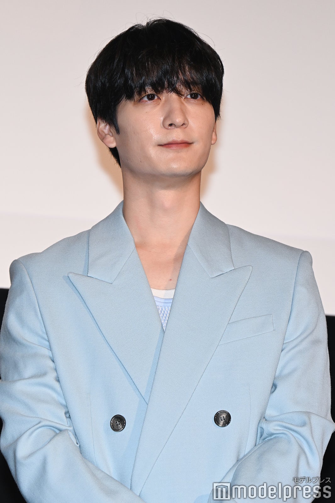 梅原裕⼀郎（C）モデルプレス