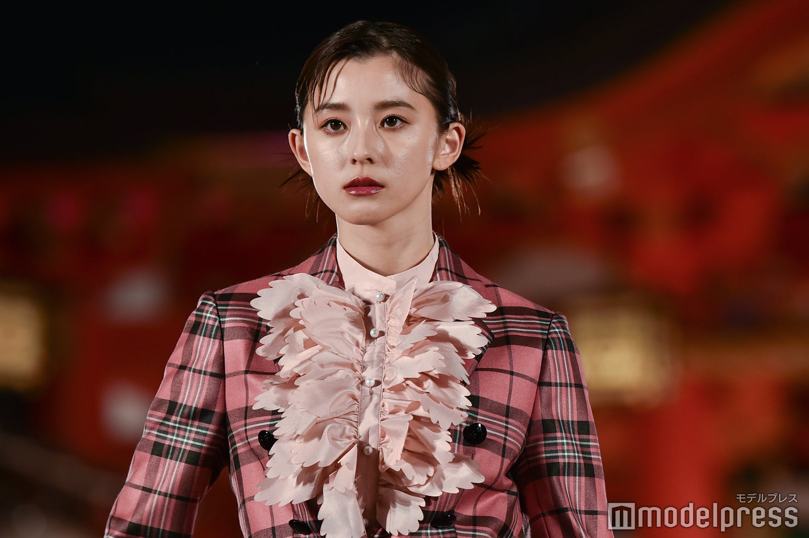 朝比奈彩（C）モデルプレス