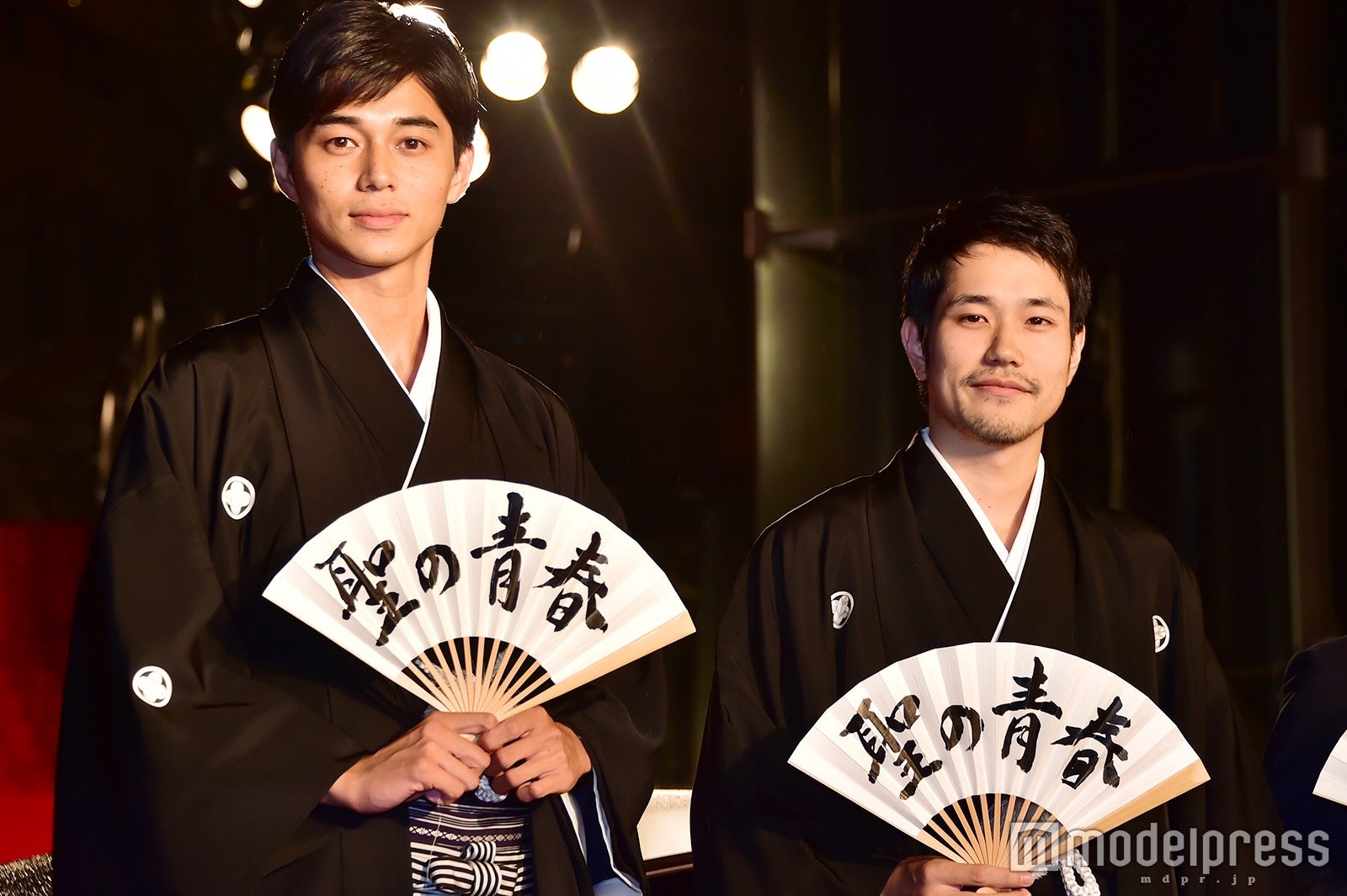 松山ケンイチ 東出昌大 貫禄の袴姿で登場に会場歓声 モデルプレス 松山ケンイチ 東出昌大 貫禄の袴姿で登場に会場歓声 モデルプレス