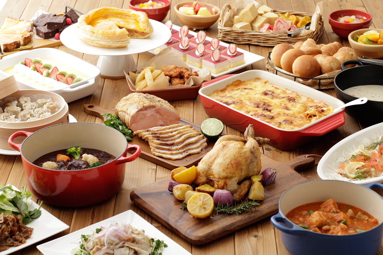 館のレストラン（C）1976，2009 SANRIO CO．，LTD．（C）1976，1996，1999，2001，2010，2019 SANRIO CO．，LTD．