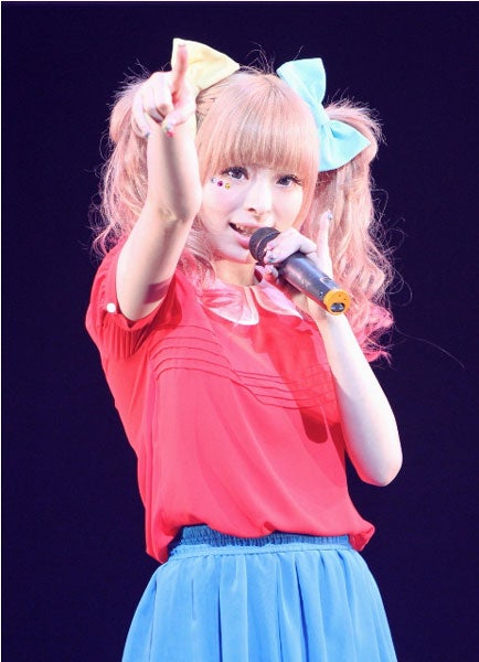 きゃりーぱみゅぱみゅ、初ライブで1500人を魅了 海外からもオファー殺到中