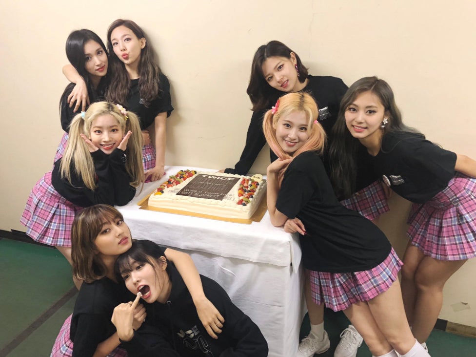 TWICEミナ、北海道公演にサプライズ登場　オフショットにファン歓喜