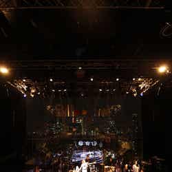 「MTV Unplugged」に出演したBENI