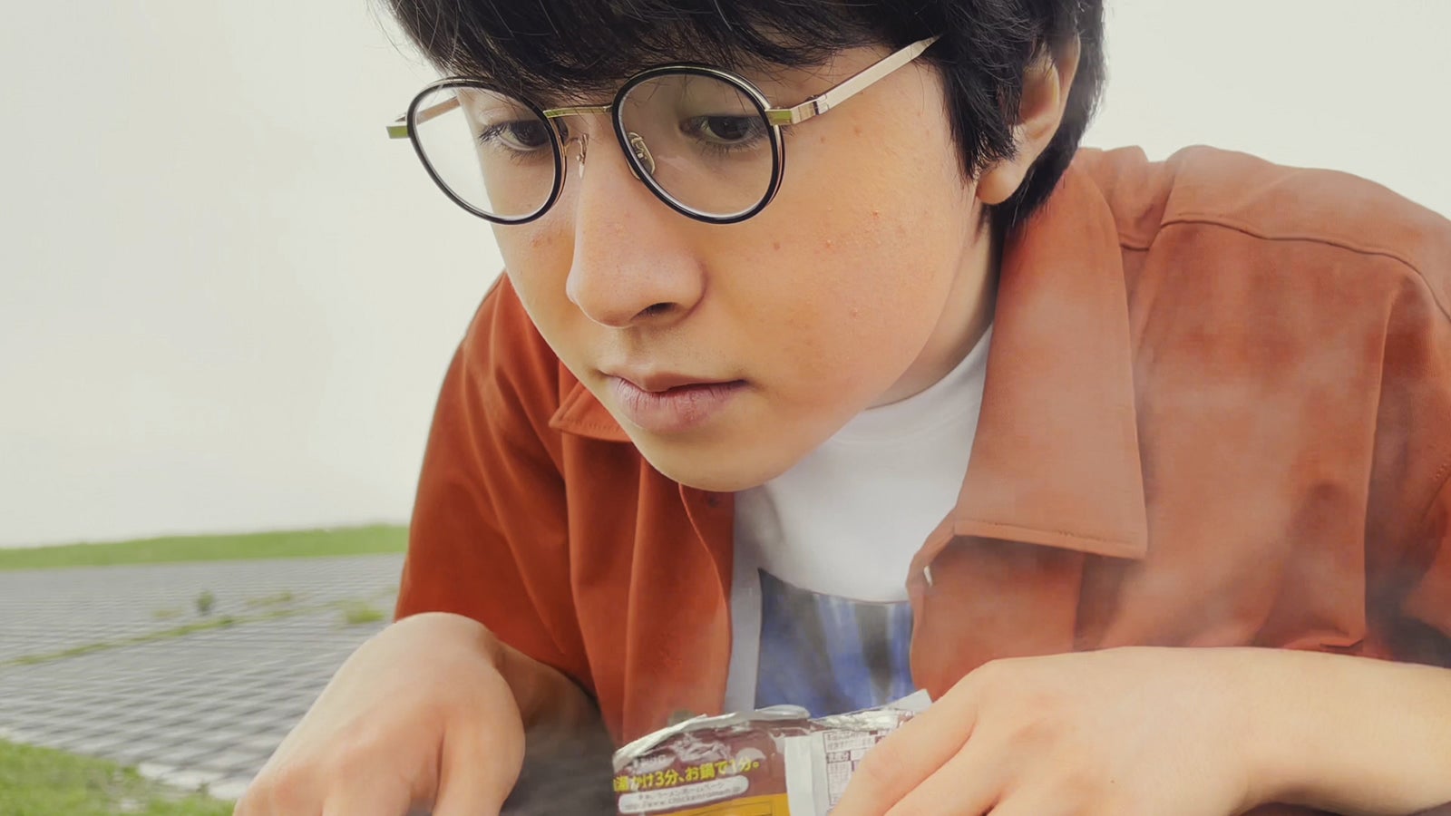 崎山蒼志／「チキンラーメン」CMより（提供写真）