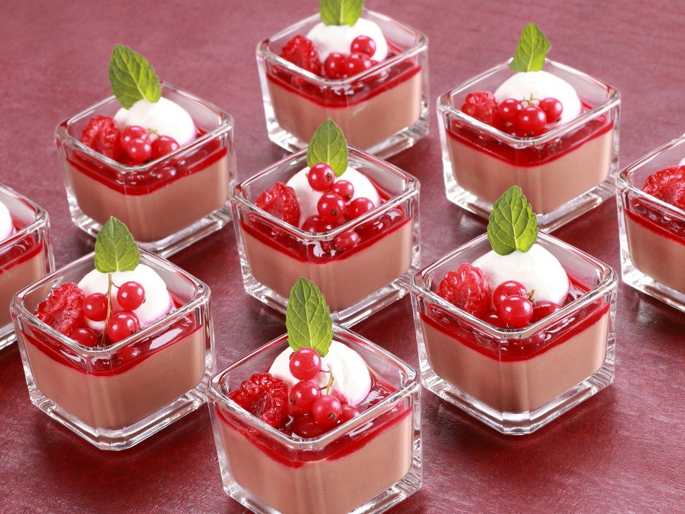 STRAWBERRY RED BUFFET 2021／画像提供：ラスイート