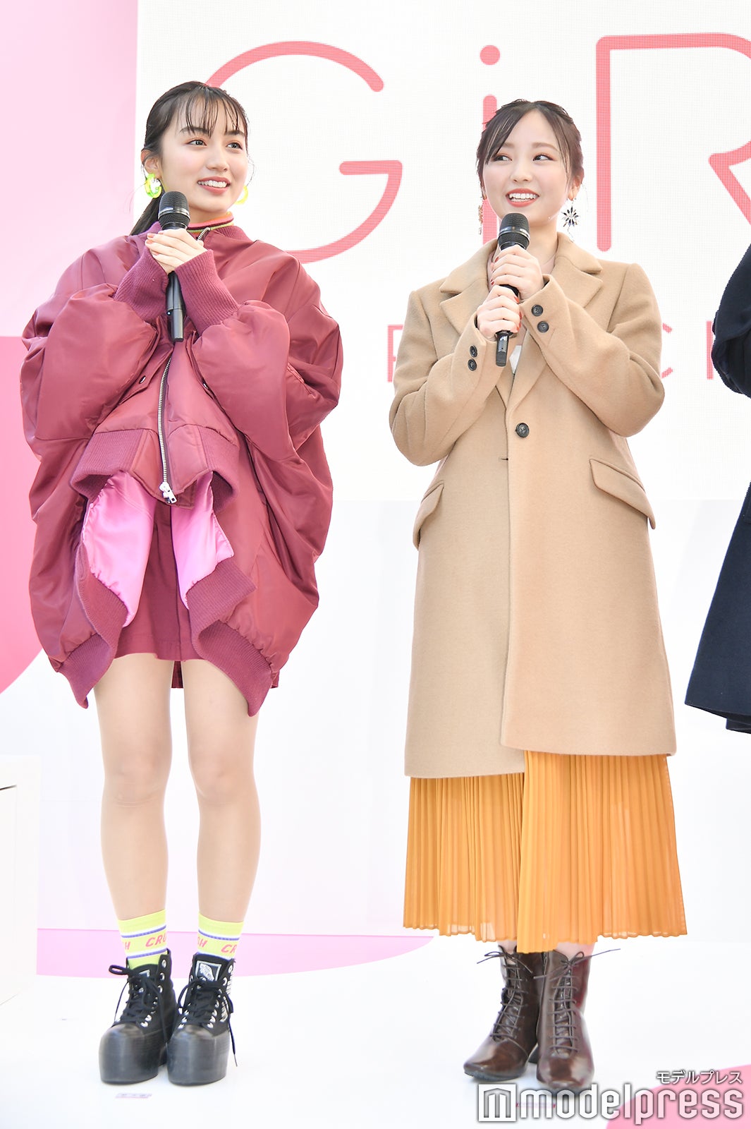 黒木ひかり、今泉佑唯（C）モデルプレス