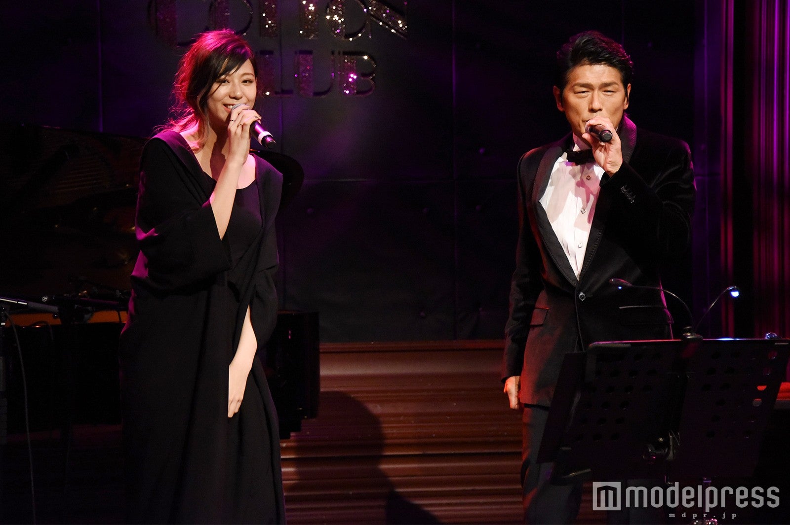 西内まりや、高橋克典 （C）モデルプレス