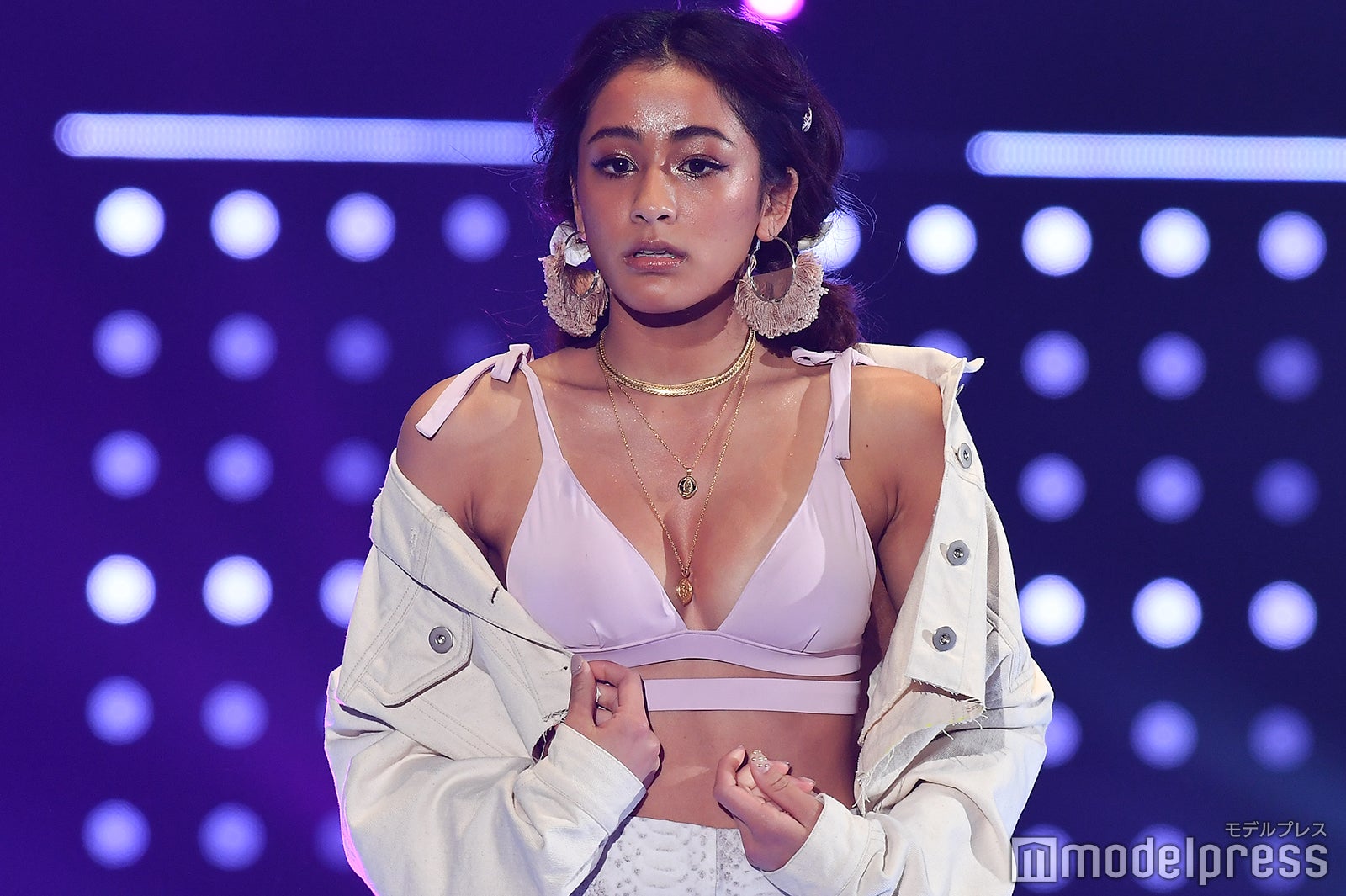 「テラスハウス」木佐貫まや、美バストあらわ 水着姿でランウェイ＜TGC2019S／S＞