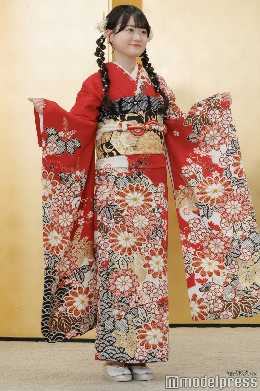 布袋百椛（C）モデルプレス