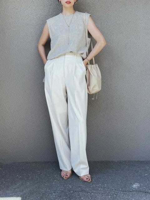 淡色コーデ　夏