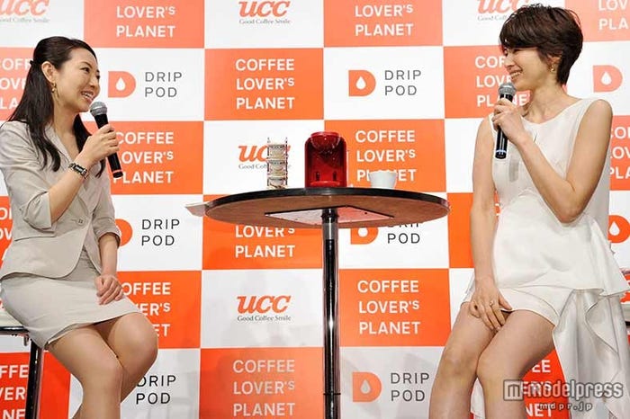 吉瀬美智子(右)