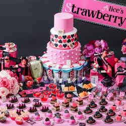 アリスのストロベリースイーツパーティー~PINK & BLACK~/画像提供:ベストブライダル