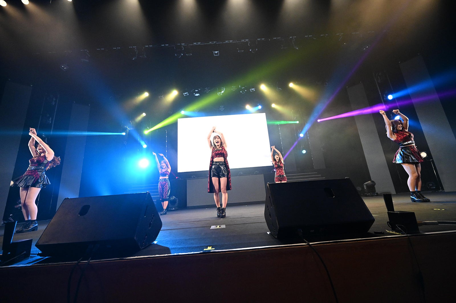 sherbet「Crystal Memories」より／提供画像