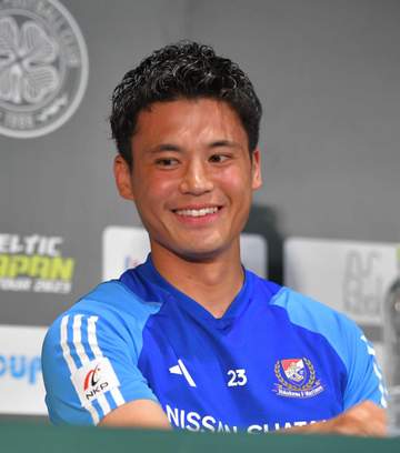 「なんで！？」「逸材すぎる」戸崎圭太騎手のYouTubeに元サッカー日本代表の現役が登場「マジでびっくり」反響