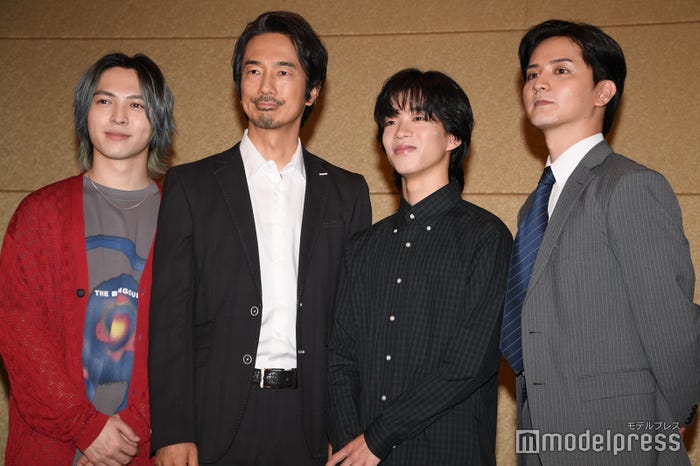 (左から)吉田仁人、眞島秀和、森愁斗、瀬戸利樹(C)モデルプレス
