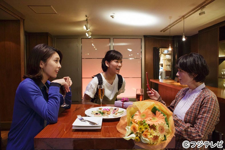 竹内結子、水川あさみ、真木よう子（C）フジテレビ