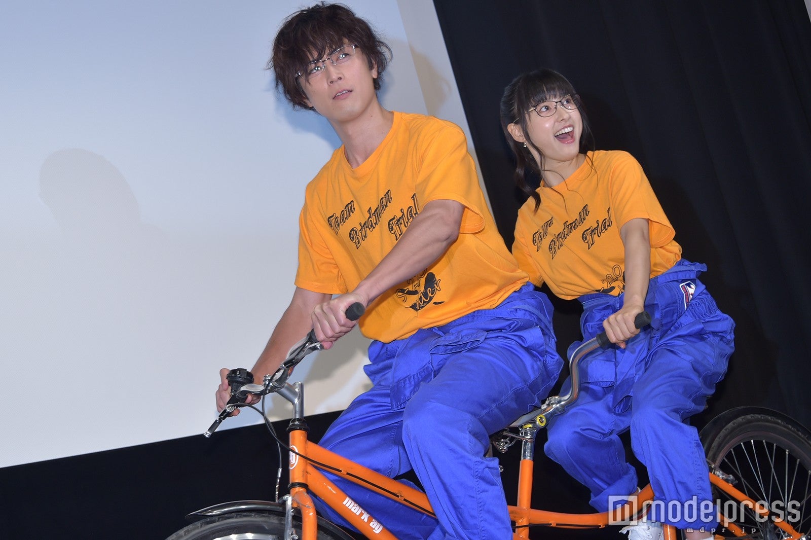 間宮祥太朗、土屋太鳳 （C）モデルプレス