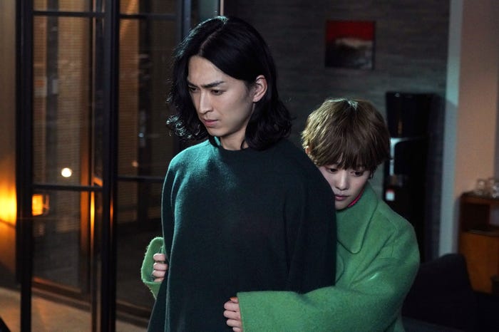 松田翔太、高畑充希/「ムチャブリ! わたしが社長になるなんて」第5話より(C)日本テレビ