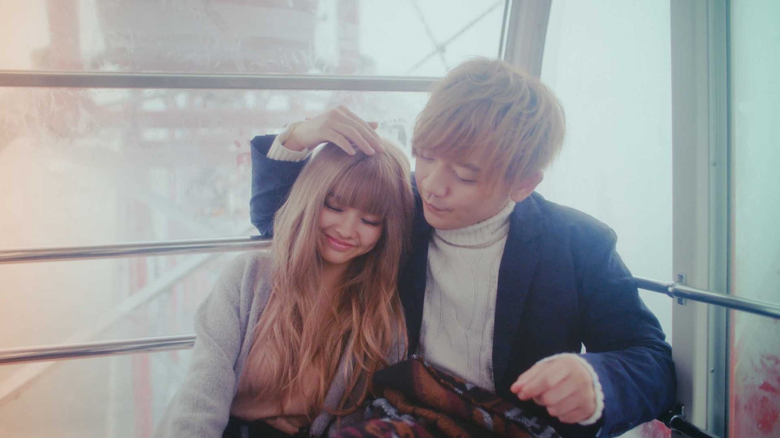 なちょす＆たくぽん／lol「bye bye」MVより