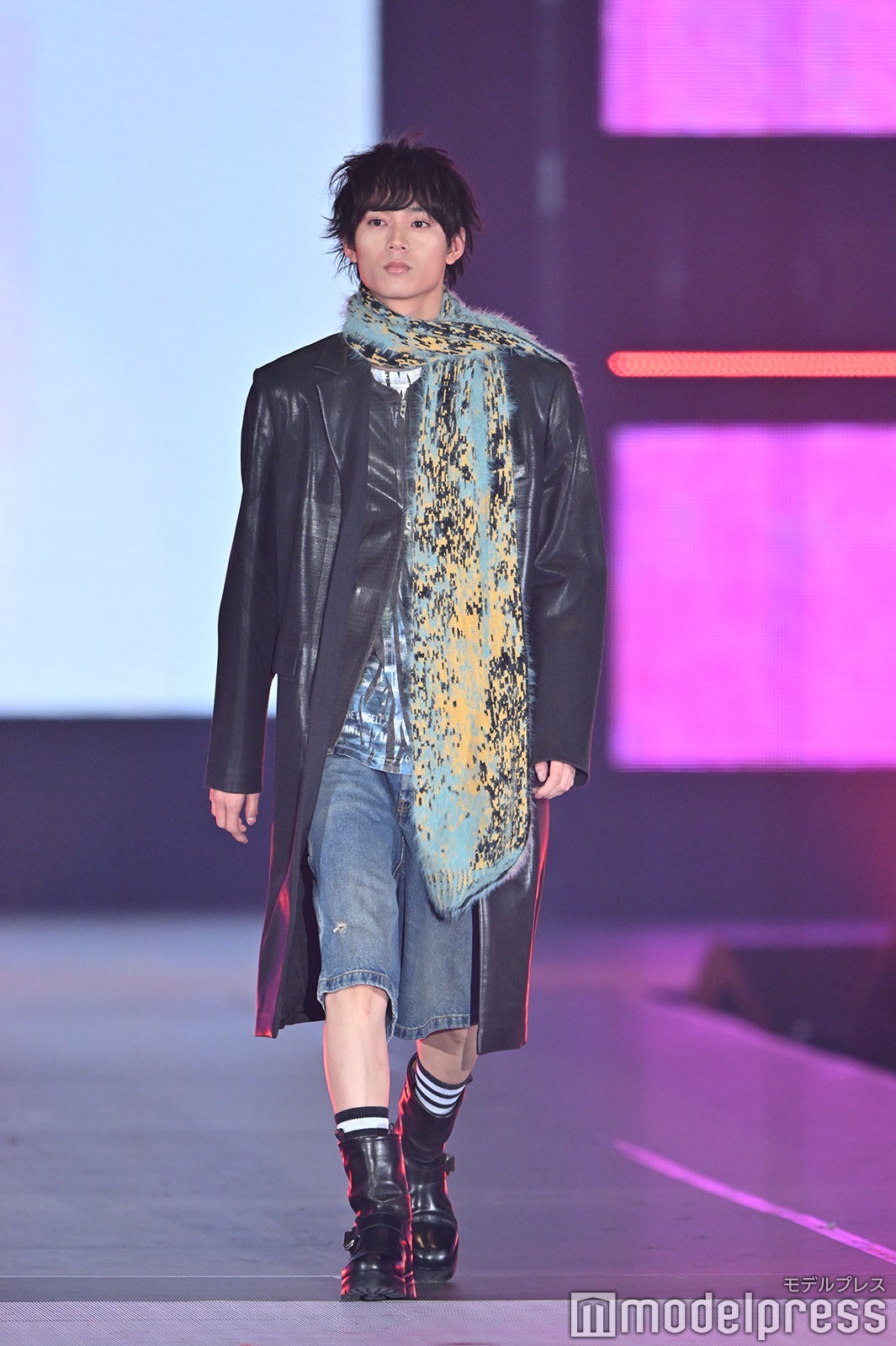 （C）モデルプレス