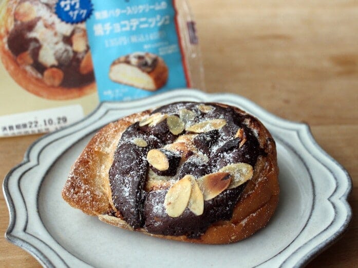 チョコとアーモンドの組み合わせもおいしそう！