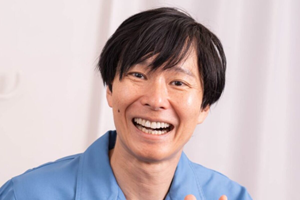 足を組んで食べていた大食い選手、指摘したら… 「返ってきた言葉」に驚き