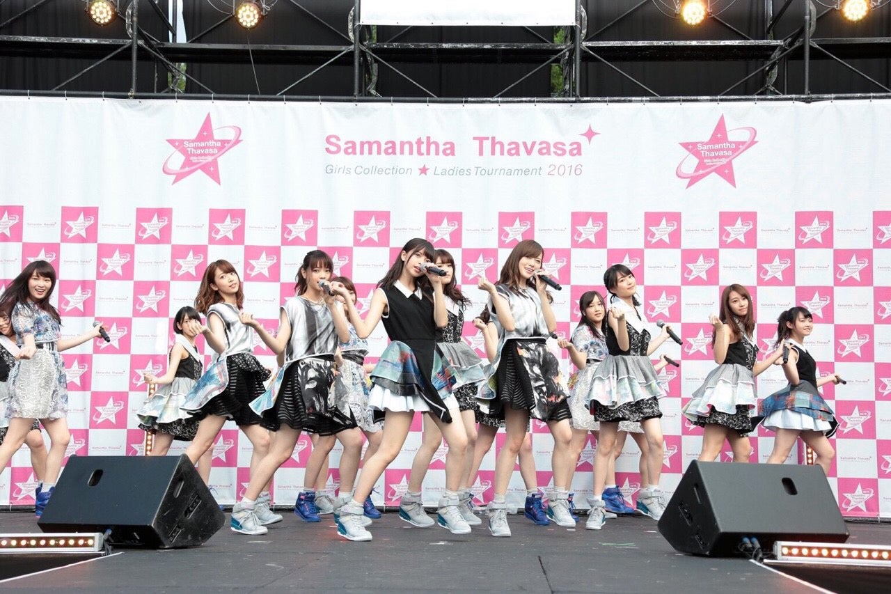 齋藤飛鳥センターの「裸足でSummer」で披露