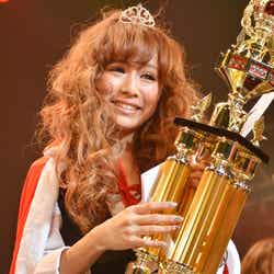 「関東高一ミスコン-ギャル-」のグランプリに輝いた、ちさみぽさん