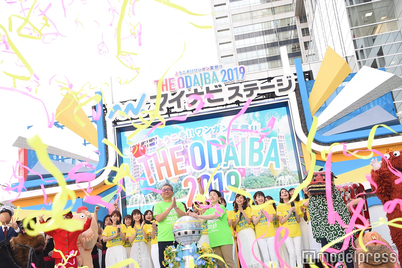 カウントダウンの様子 （C）モデルプレス