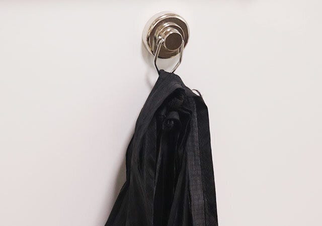 キャンドゥの超強力回転式マグネットフックは耐荷重10kgで優秀