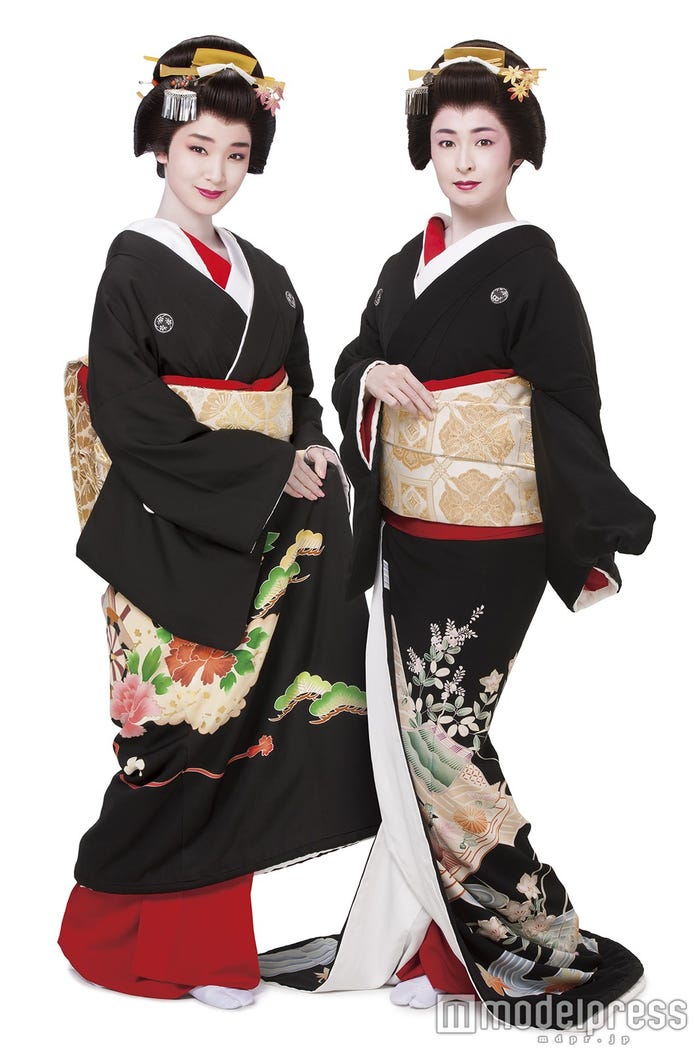 (左から)剛力彩芽、檀れい明治座11月公演「祇園の姉妹(きょうだい)」(11月4日~27日)