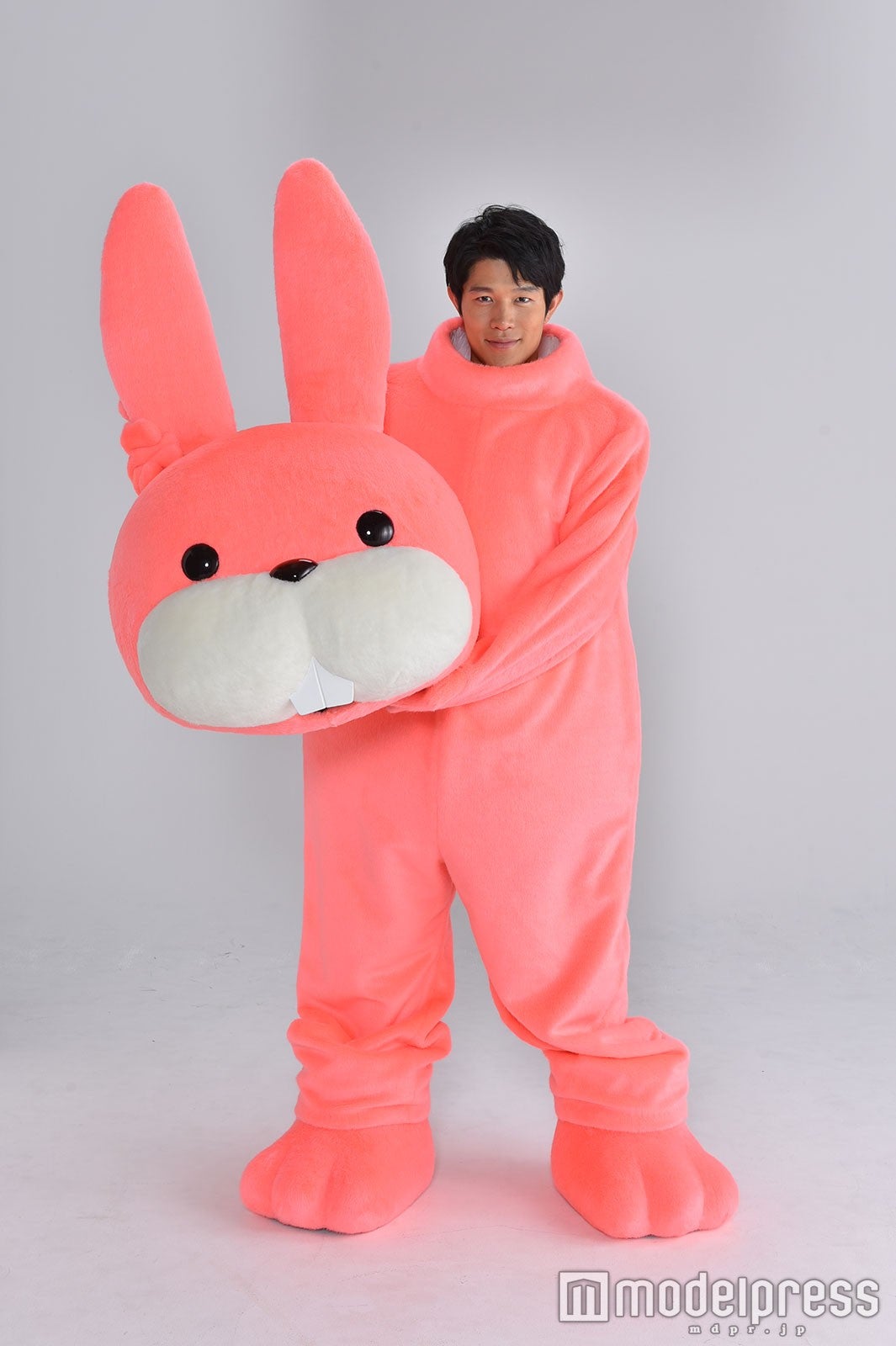 福士蒼汰×土屋太鳳の新ドラマ、“謎のうさぎ”の正体が判明