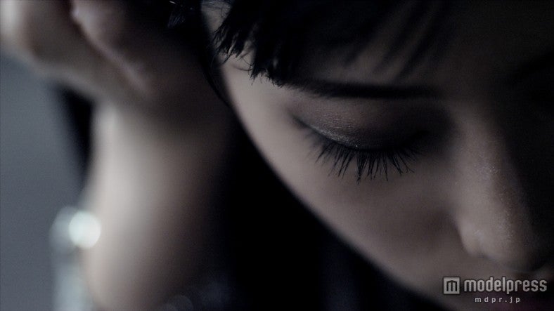 石原さとみ／CM「開演」編