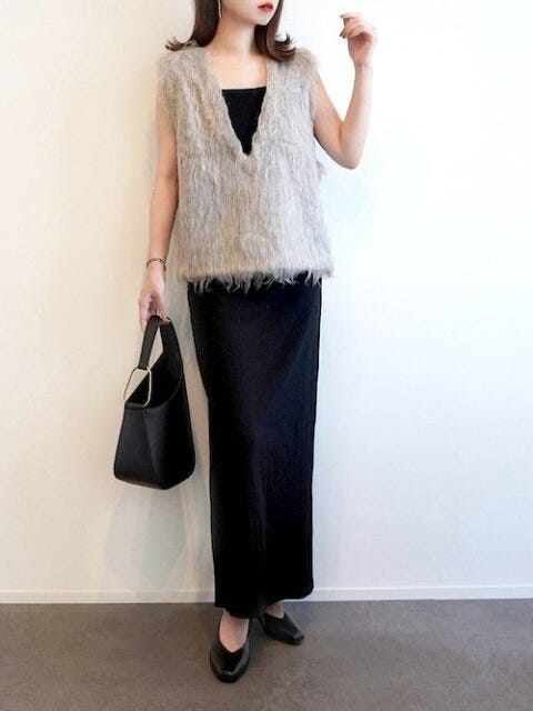 ベスト　コーデ　秋