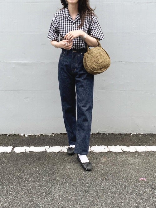 無印のシャツコーデ特集 シンプルを高見えさせるおしゃれのコツをご紹介 モデルプレス