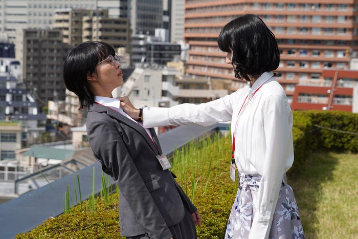 高畑充希、橋本愛/「同期のサクラ」第3話より(C)日本テレビ