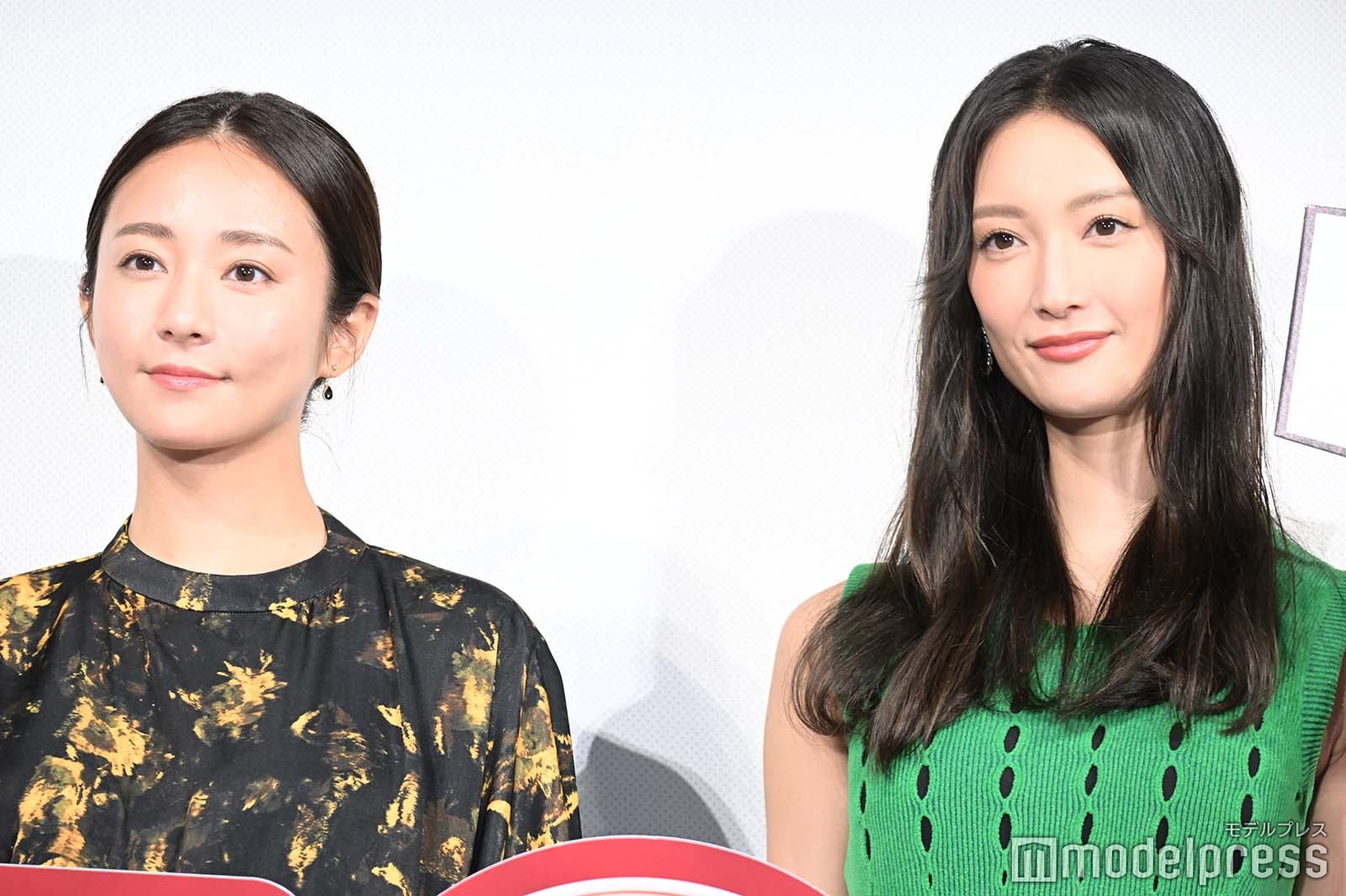 木村文乃、菜々緒 （C）モデルプレス