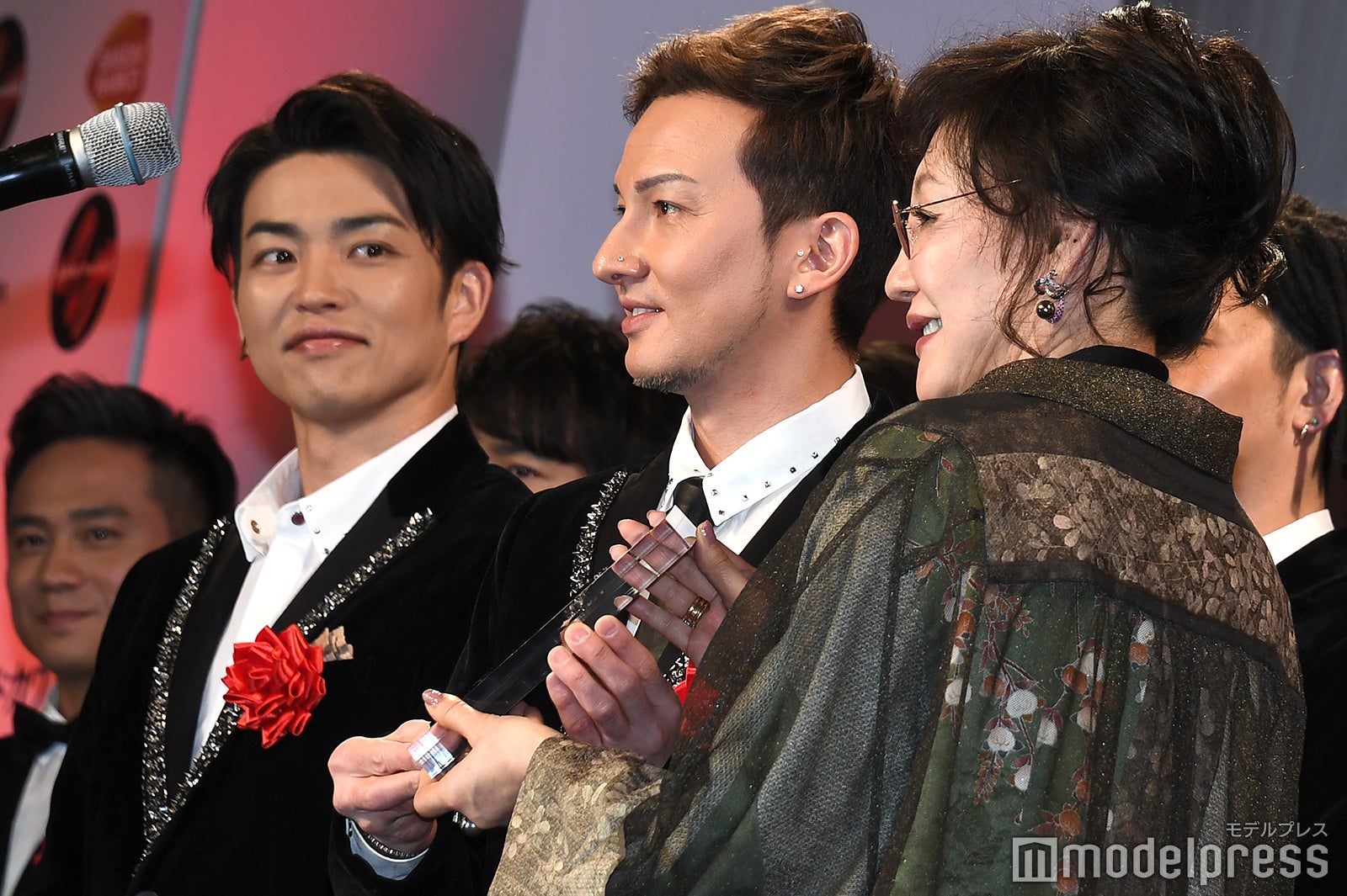 KENZO、ISSA （C）モデルプレス