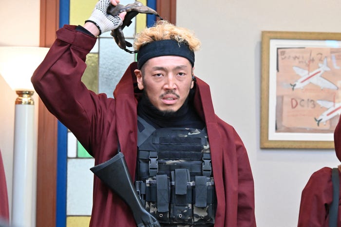 後藤剛範「新空港占拠」第4話より(C)日本テレビ