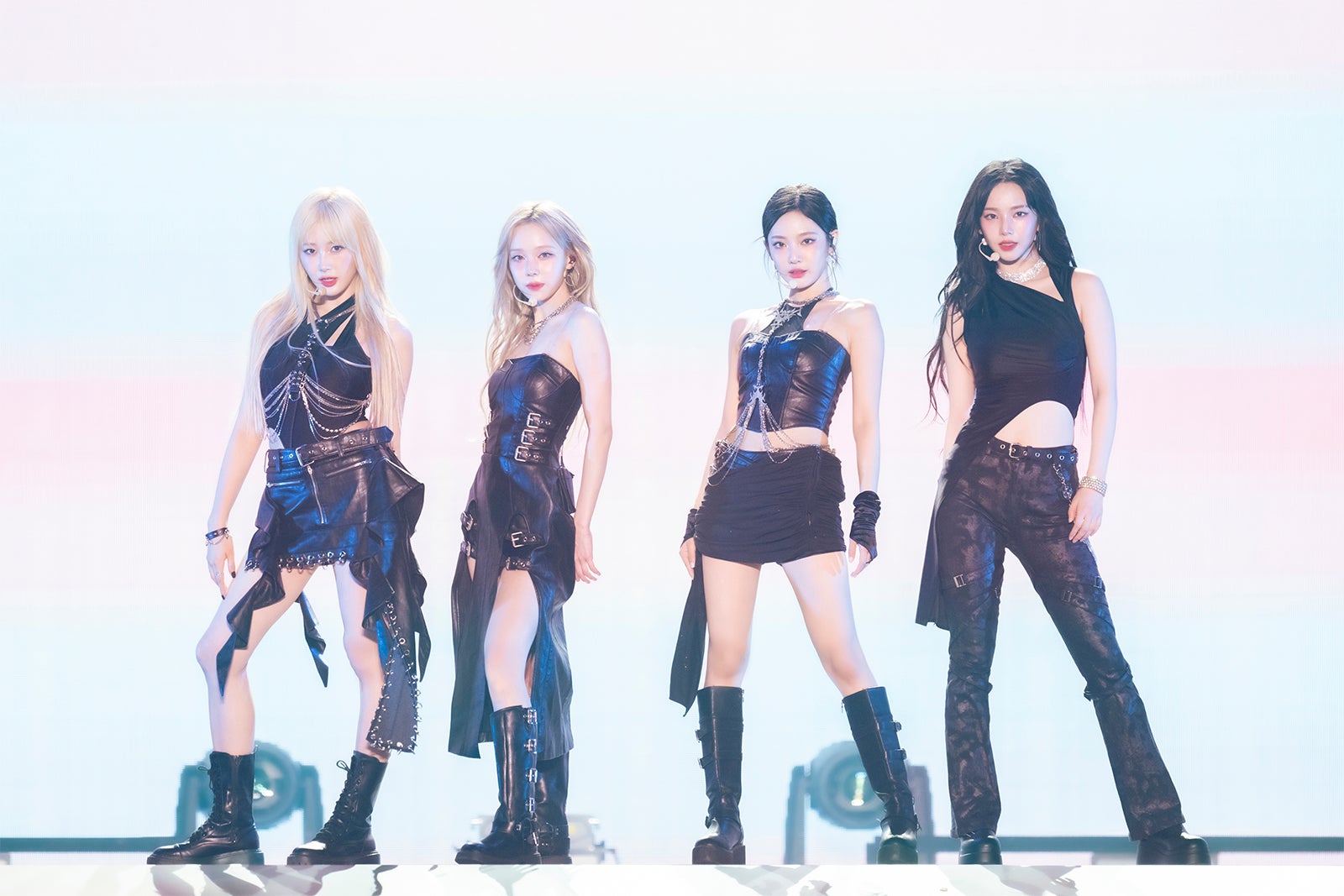 ジゼル、ウィンター、ニンニン、カリナ／aespa　Photo by Seitaro Tanaka