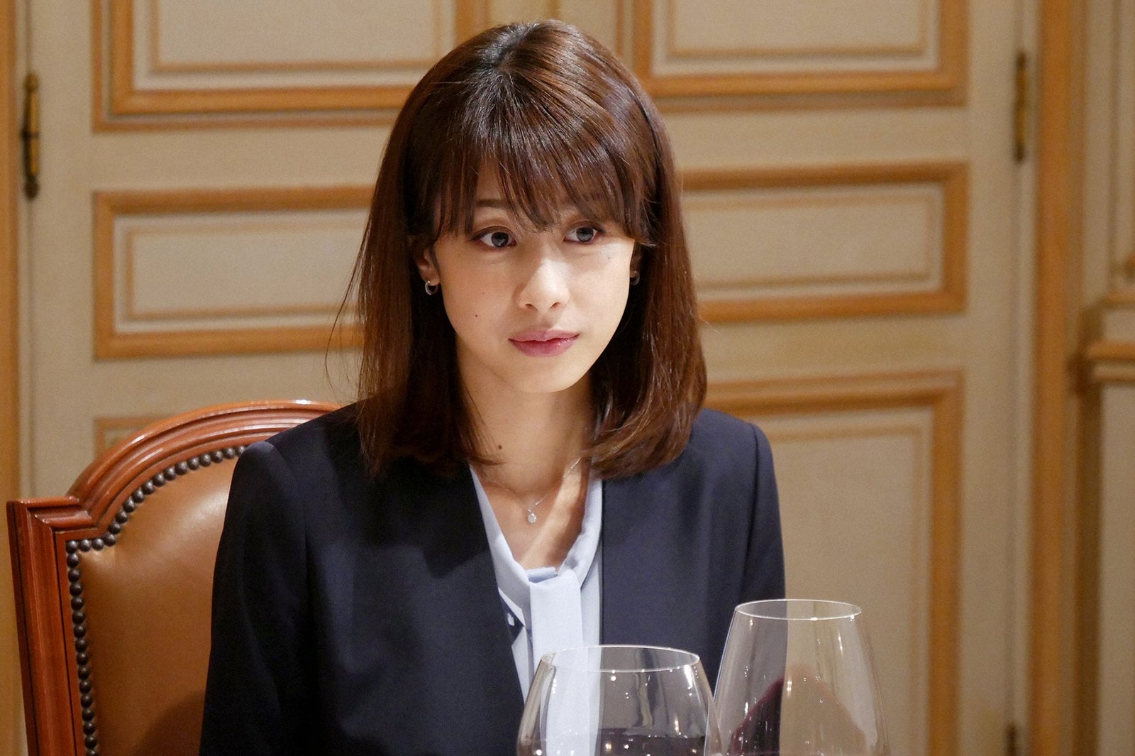 加藤綾子／「ブラックペアン」第1話より（C）TBS