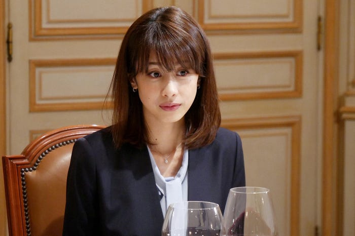 加藤綾子/「ブラックペアン」第1話より(C)TBS