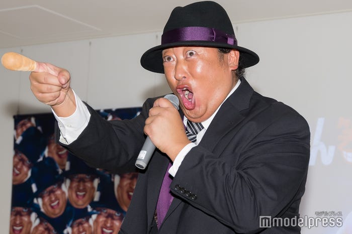 秋山竜次(C)モデルプレス