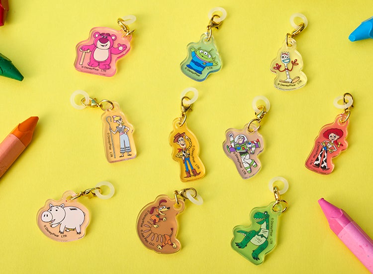 ストローチャーム（ランダム10種）税込660円・ドリンクとセットで購入可能（C）Disney/Pixar （C）Just Play,LLC Mr.Potato Head &amp; Mrs. Potato Head are trademarks of Hasbro used with permission.  （C）Hasbro. All Rights Reserved.